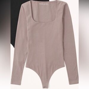 Abercrombie & Fitch Long-Sleeve Squareneck Bodysuit Small in Taupe